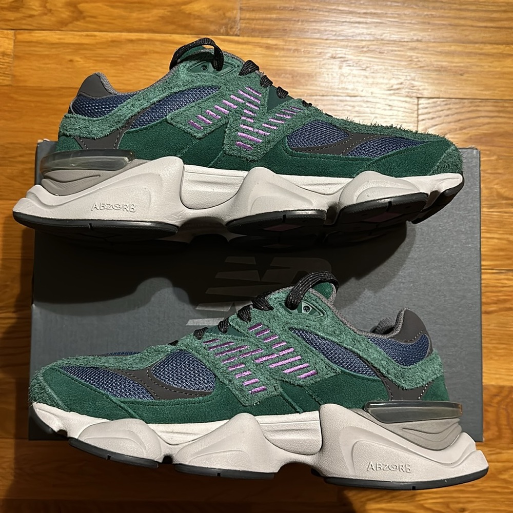 New Balance - 9060 Sneakers - Green / Purple - Size 8 Mens (US) - Picture 3 of 11